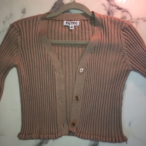 Button up long sleeve cardigan from M by Mendocino - Picture 1 of 3